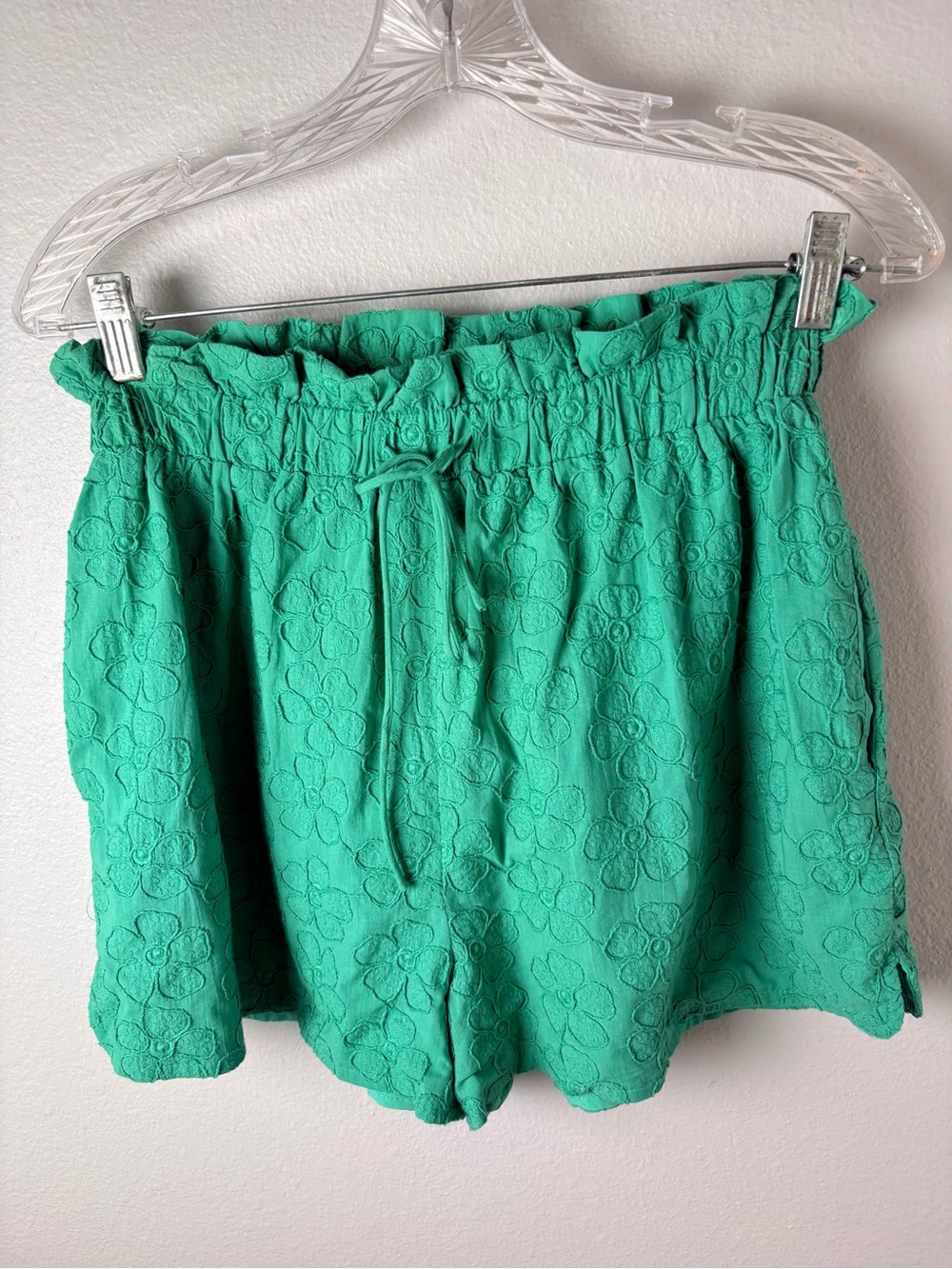 High-Waist Green Floral Embroidered Paperbag Women's Shorts Size S
